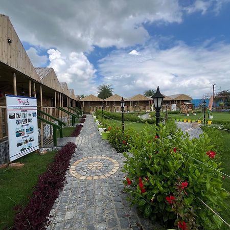 Gopika Resort Vrindāvan Esterno foto